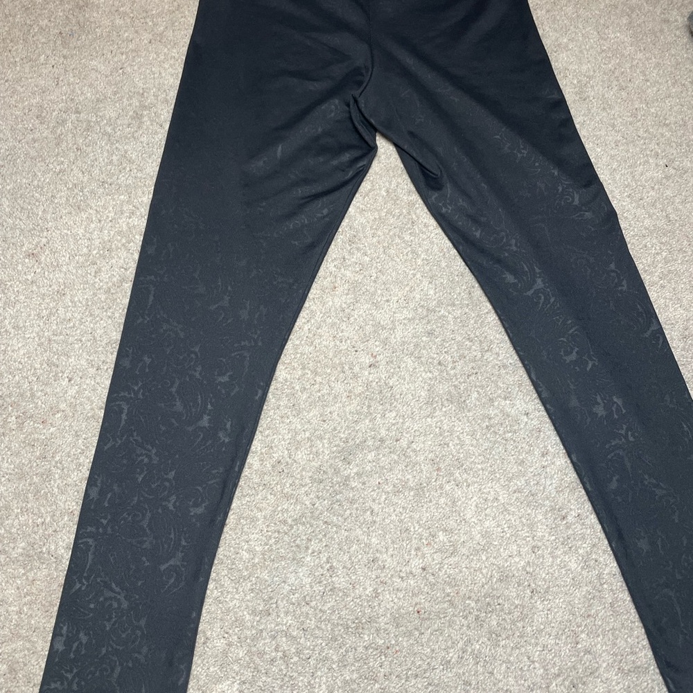 Women’s Black Patterned Leggings